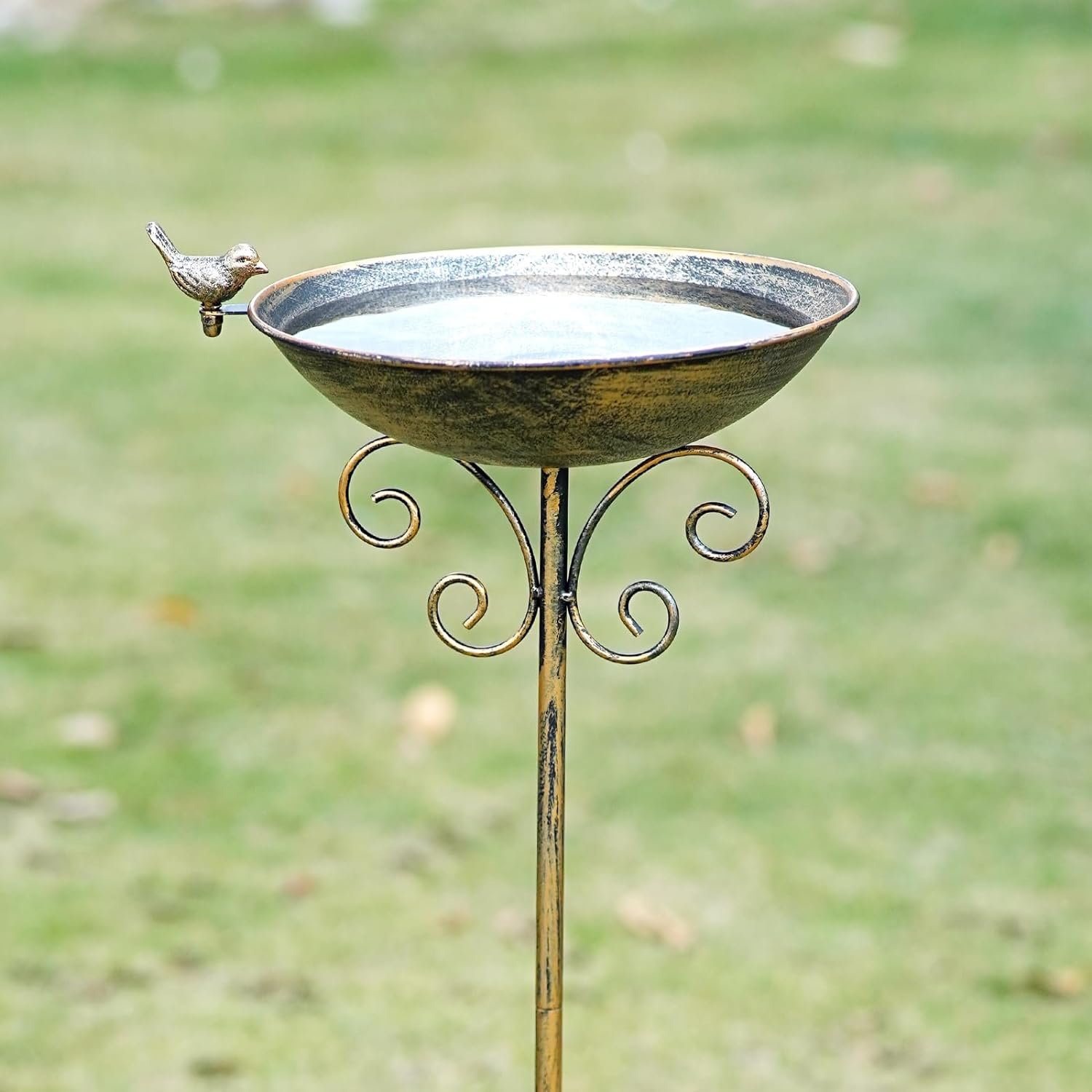 Rosalind Wheeler Carmenate 36" H Metal Bird Bath Bird Feeder with Metal ...